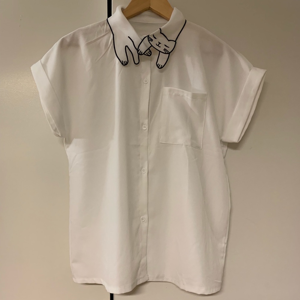 Cat Neck pointed shirt